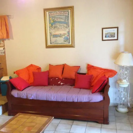 Holiday home Gites Bastide Du Rousset Riez